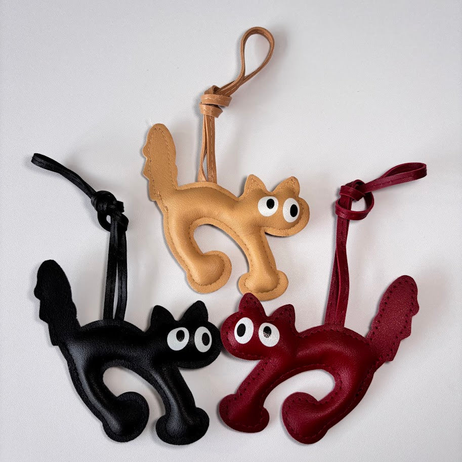 Cute Cat Bag Charm Keychain – Leather Look Cat Pendant