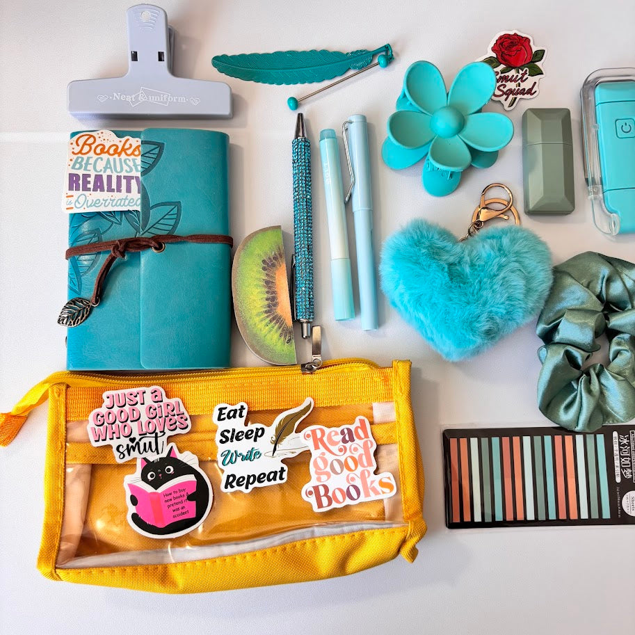 💙 Book Lovers Aesthetic Notebook Set – Blue Edition (Premium A7 Journal & Bookish Accessories)