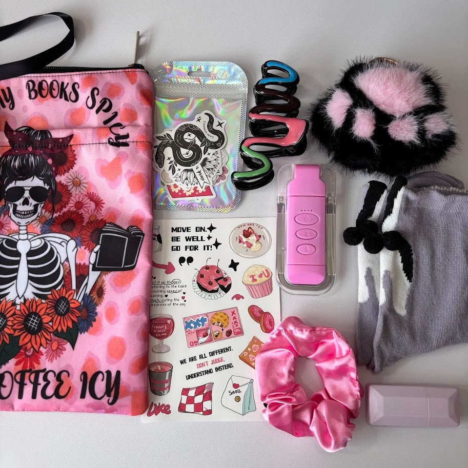 Cozy Reader Gift Box