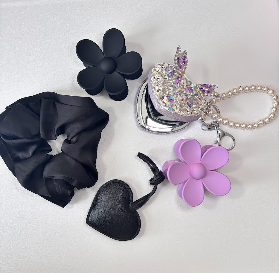 Elegant Hair Accessories & Mini Bag Charms Set – Scrunchie, Flower Clip, Heart Charm & Mirror