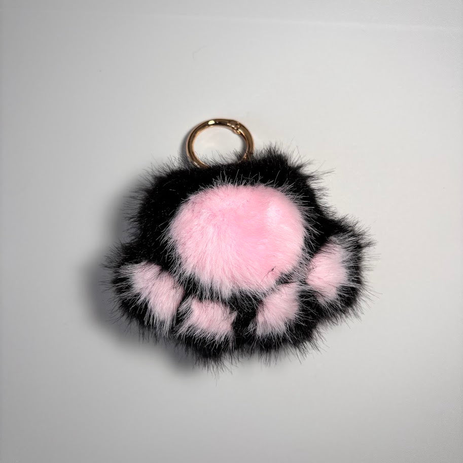 Fluffy Paw Keychain – Soft Faux Fur Paw Bag Charm & Key Ring