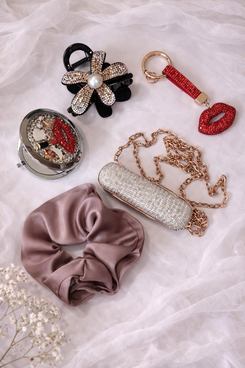 Glam Accessories Gift Set – Keychain, Compact Mirror & Hair Accessories