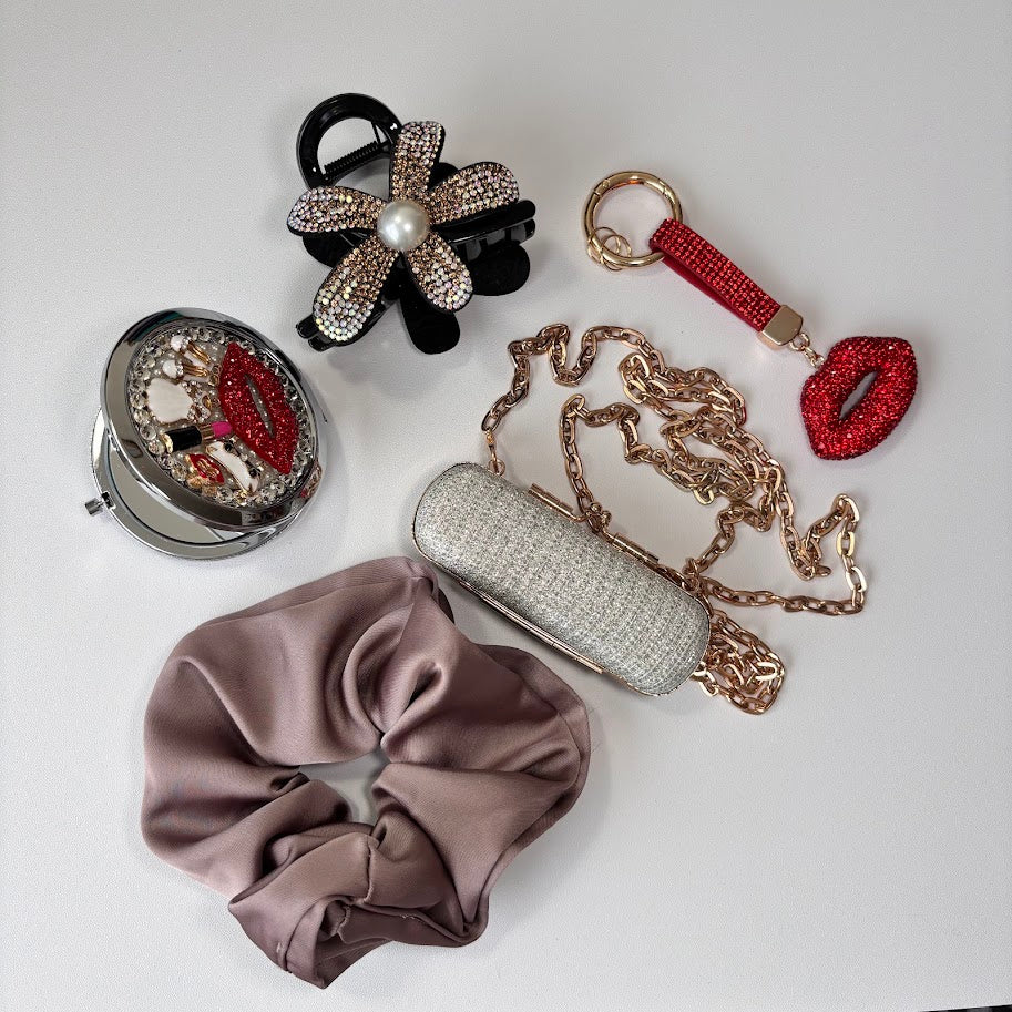 Glam Accessories Gift Set – Keychain, Compact Mirror & Hair Accessories
