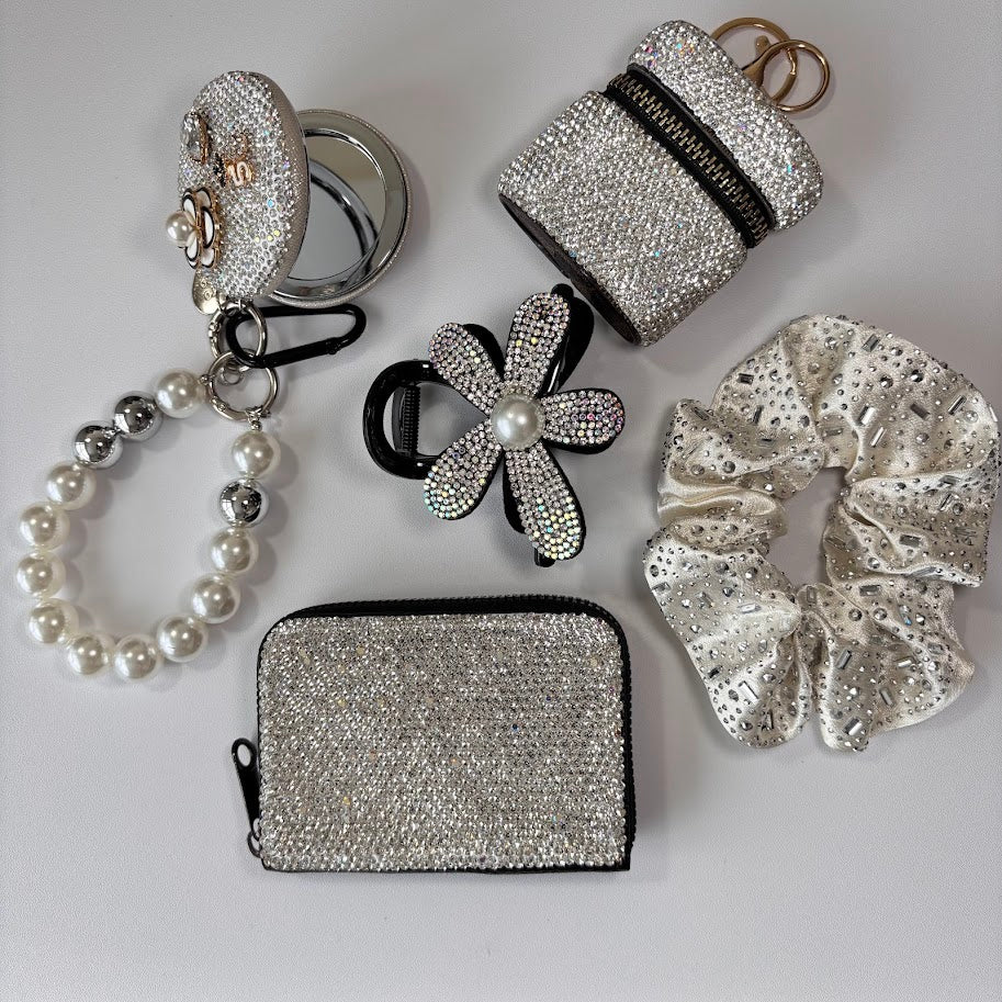 Glam Sparkly Accessories Gift Set – Rhinestone Pouch, Mini Mirror & Hair Accessories