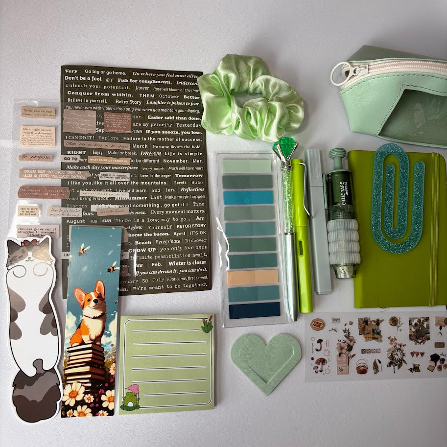 💚 Bookish Bundle – Green
