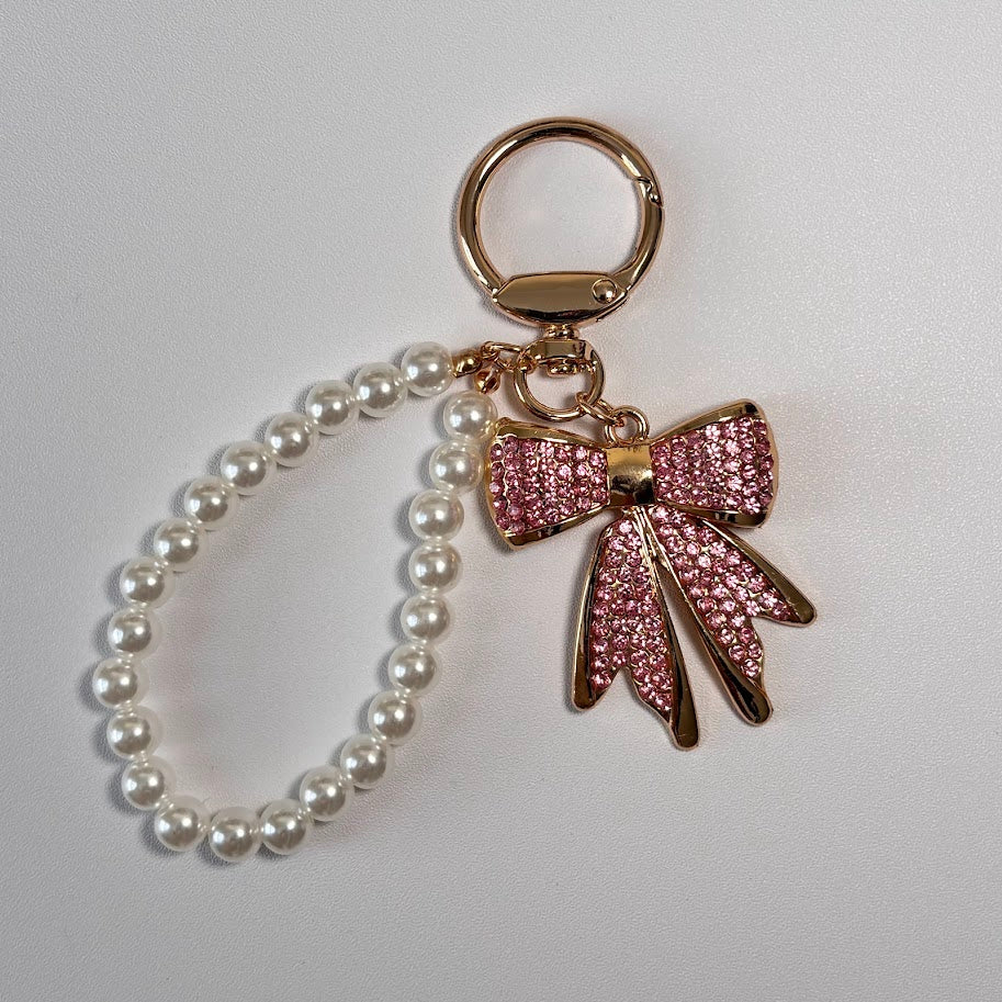 Black Bow & Pearl Bag Charm Keychain – Elegant Handbag Accessory